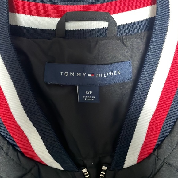 NWOT Tommy Hilfiger black quilted vest small petite - Picture 4 of 4